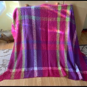 Concierge collection throw